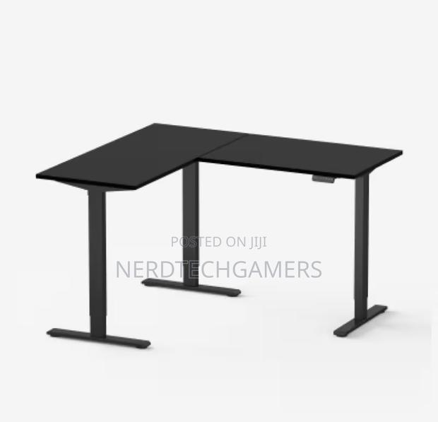 Flexispot L-shaped Standing Desk (E2l) · Photo 3