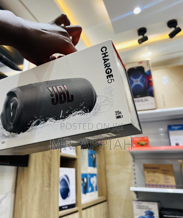 Newly Made JBL Charge 5 Wireless Speaker(Gray) · Photo 2
