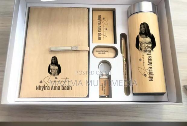 Customised Gift Set · Photo 4