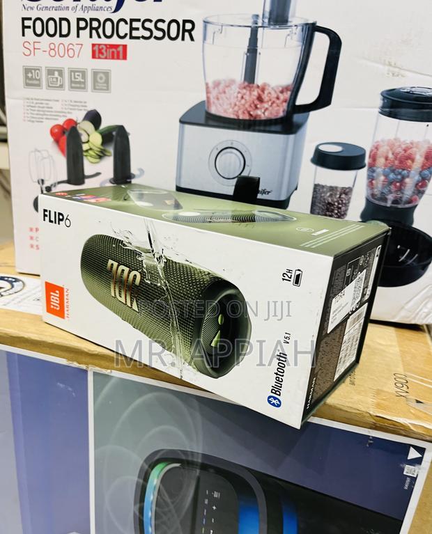Most Durable JBL Flip 6 Portable Speaker(Green) · Photo 2