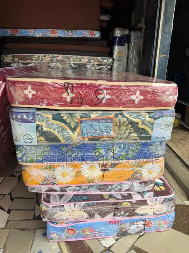 One and Half Mattress for Sale · Photo 2