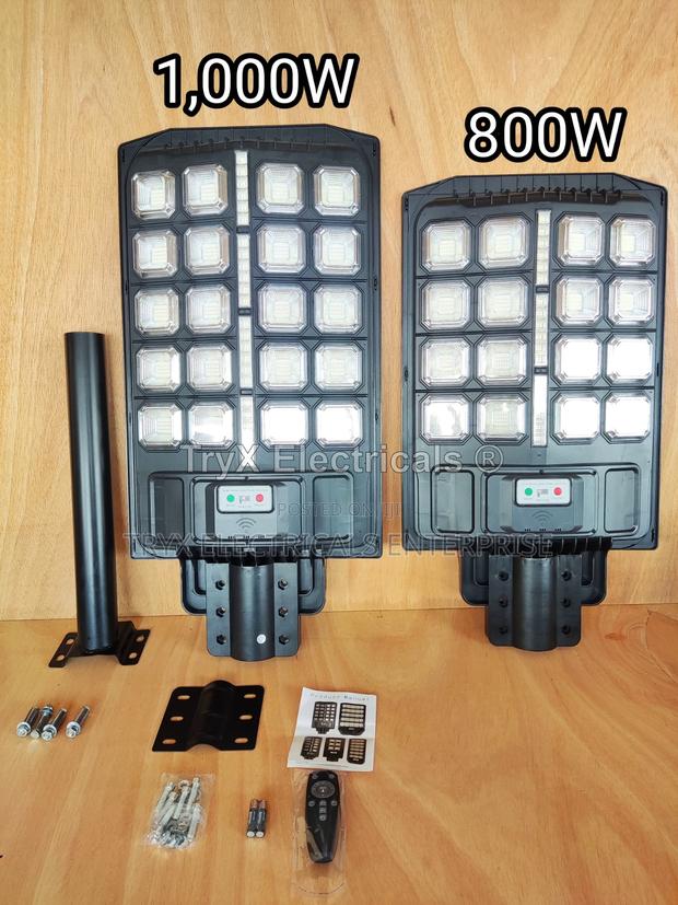 Ly-300 Solar Street Light (800w) photo 3