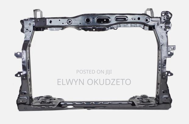 2016 Honda HRV Radiator Support