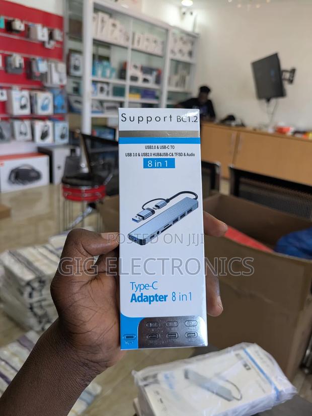 Type C Usb Hub 8in1 · Photo 3