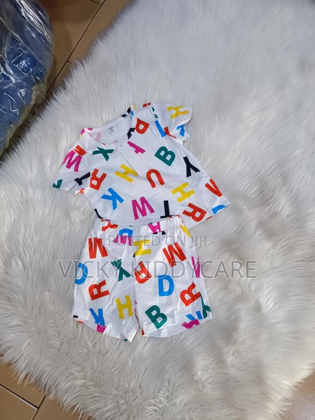 Kids Shorts and T-Shirt · Photo 3