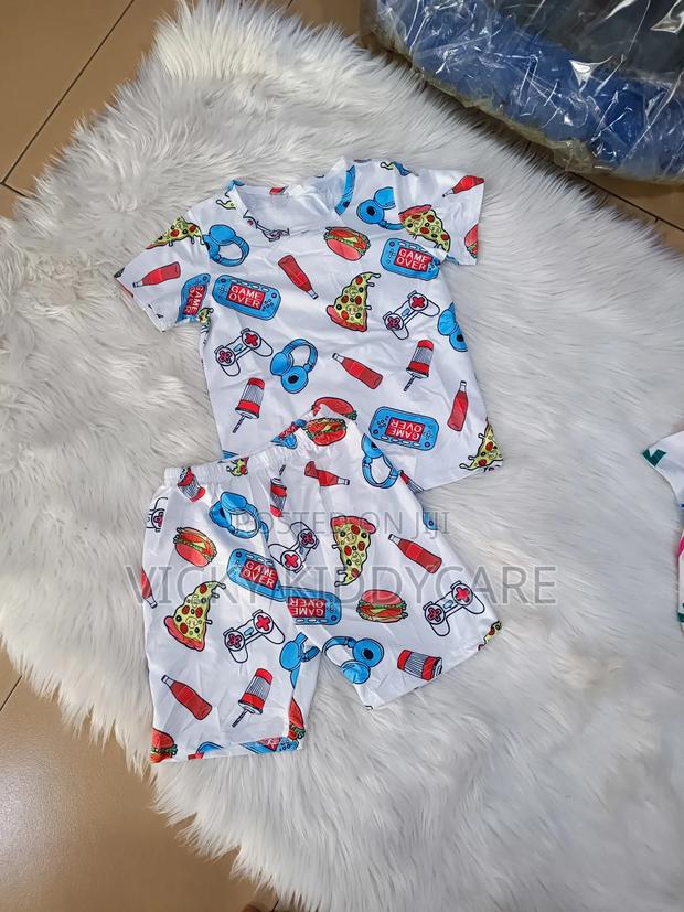 Kids Shorts and T-Shirt · Photo 4