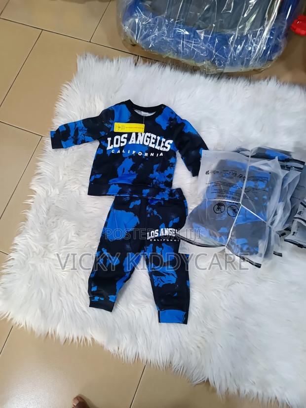 Kids Trouser and Pullover · Photo 3