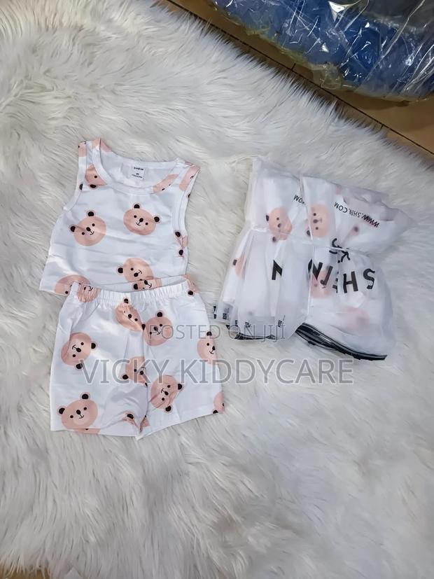 Kids Clothes photo 2