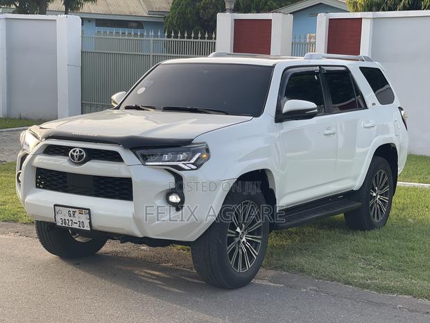 Toyota 4-Runner SR5 4dr 4x4 (4.0L 6cyl 5A) 2016 White