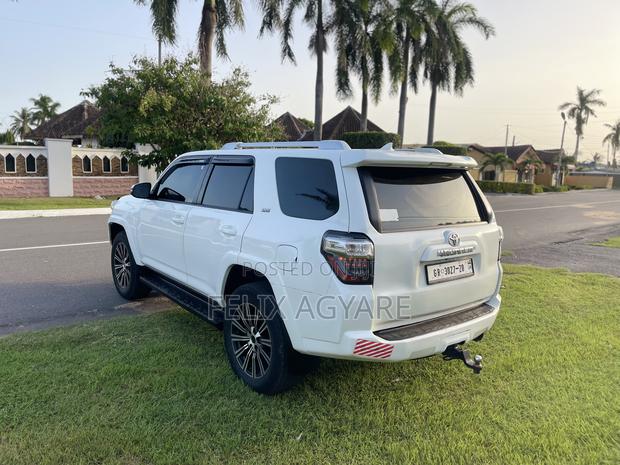 Toyota 4-Runner SR5 4dr 4x4 (4.0L 6cyl 5A) 2016 White