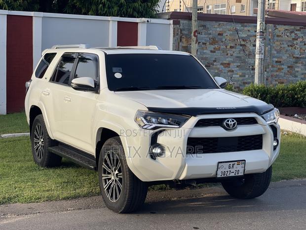 Toyota 4-Runner SR5 4dr 4x4 (4.0L 6cyl 5A) 2016 White