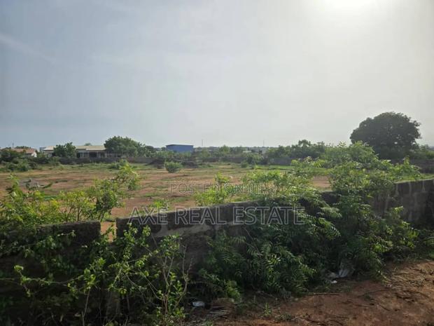 Special Demarcated Serviced Lands · Photo 3