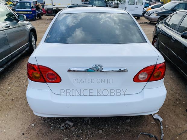Toyota Corolla Altis 2008 White photo 3