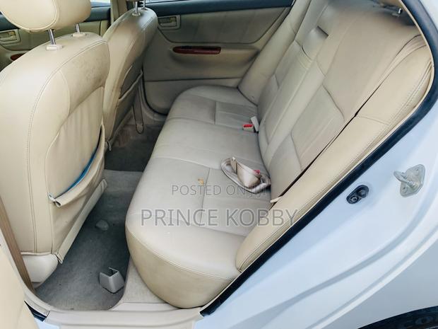 Toyota Corolla Altis 2008 White photo 6