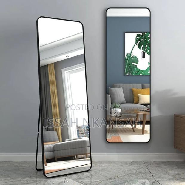 Free Standing Cheval Mirror · Photo 4