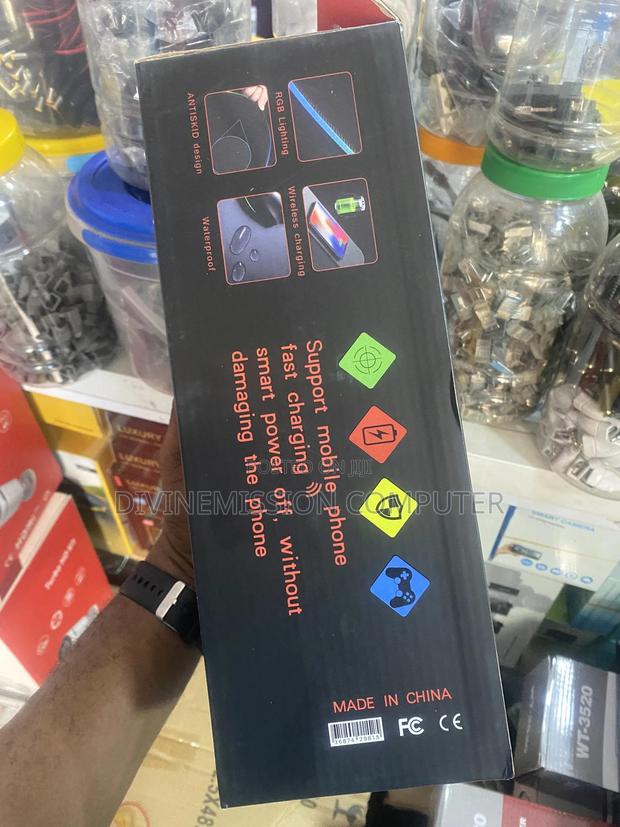RGB Larg Wireless Charging Mouse Pad photo 4