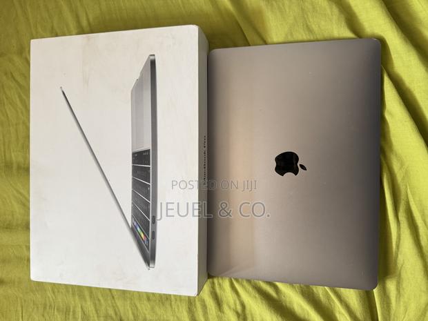 Laptop Apple MacBook Pro 2017 16GB Intel Core I5 SSD 1T photo 3