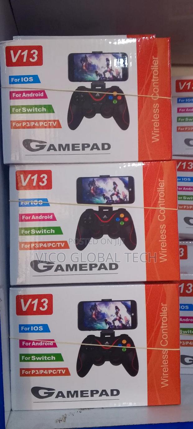 V13 Wireless Gamepad · Photo 1