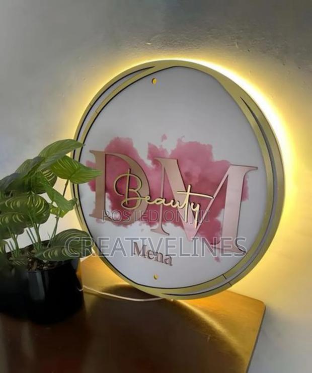 Beauty Salon Sign · Photo 4