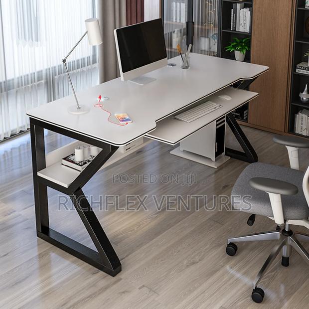 Gaming/Office/Studio Desk With Bookself + Keyboard Drawer · Photo 4