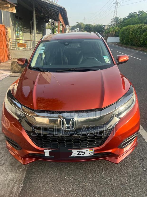 Honda HR-V Touring AWD 2019 Brown