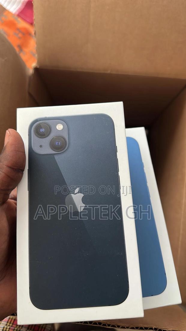 New Apple iPhone 13 128 GB Black photo 2