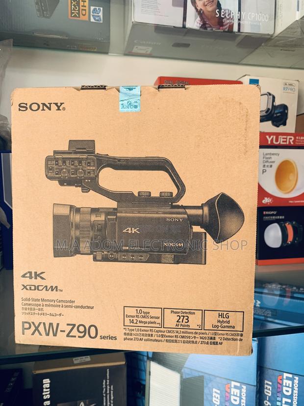 Sony Z90 Handy Video Camera With Super Slow Motion · Photo 3