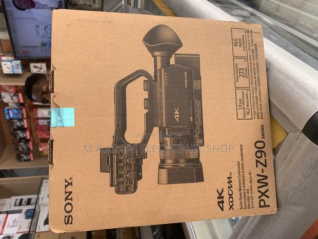 Direct Live Streaming of Programs With This Sony Z90 · Photo 3