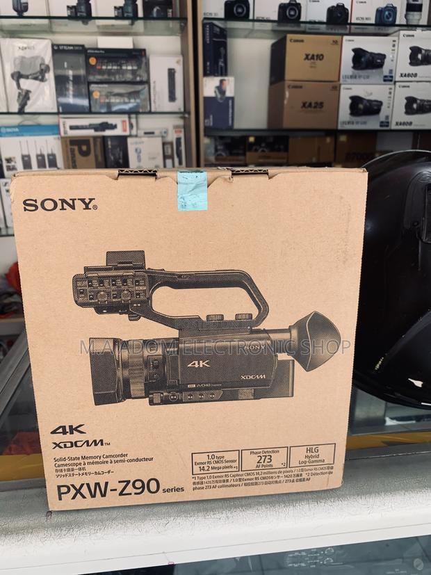 Wi-Fi Direct/ Built in Nd Filters Sony Z90 Studio Camera · Photo 3