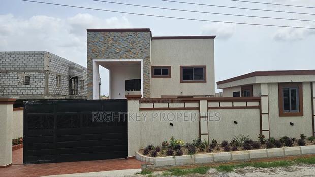 5bdrm Duplex in Rightkey, Kumasi Metropolitan for sale · Photo 1