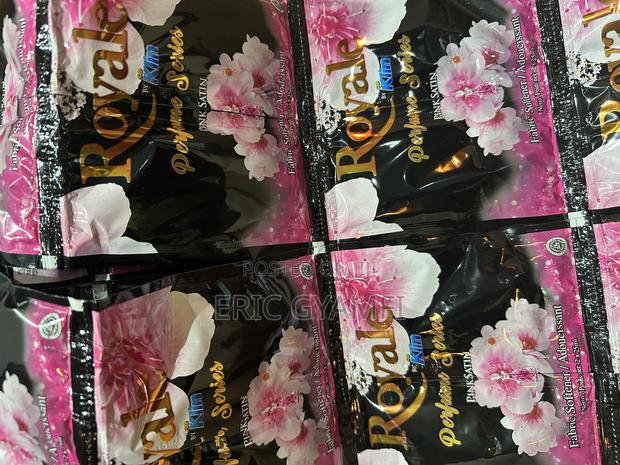 So Klin Royal Sachet Softners · Photo 3