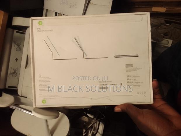 Magic Keyboard for iPad Pro 11inch 4th Generation · Photo 4