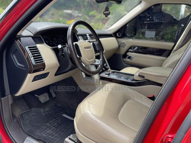Land Rover Range Rover Vogue 2019 Red