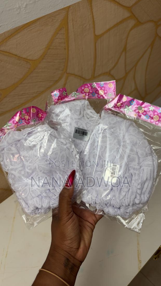 Maternity Hair Net · Photo 3