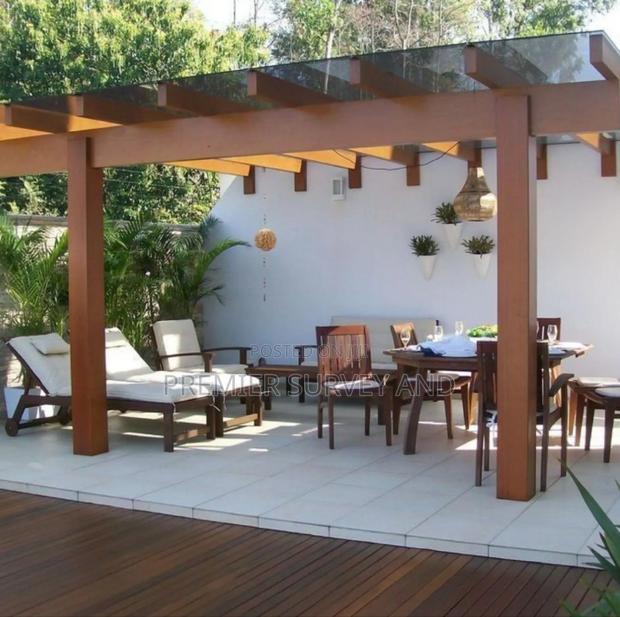 Pergola Installation · Photo 4