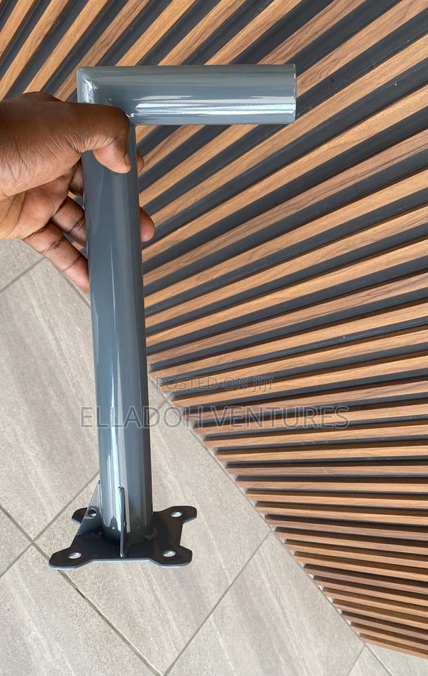 Generation 3 Starlink Mount With Pole ( Short) photo 2