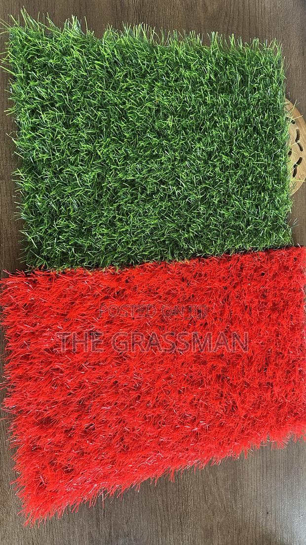 10yrs Artificial Grass - Top Quality photo 3