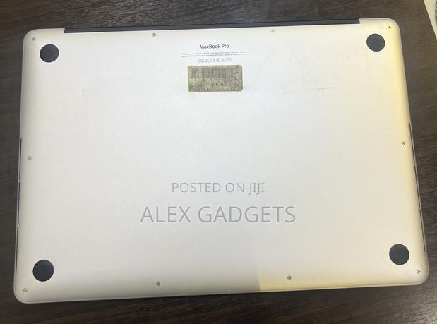 Laptop Apple MacBook Pro 16GB Intel Core I7 SSD 256GB photo 6