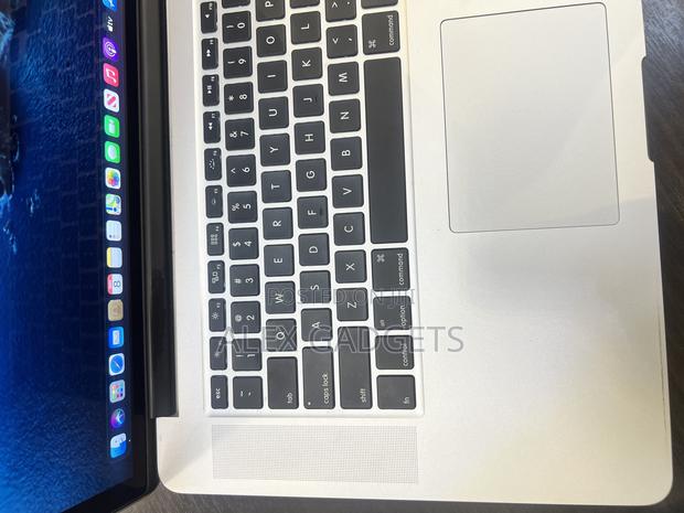 Laptop Apple MacBook Pro 16GB Intel Core I7 SSD 256GB photo 4