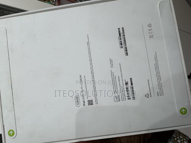 New Apple iPad (2025) 128 GB Blue photo 2