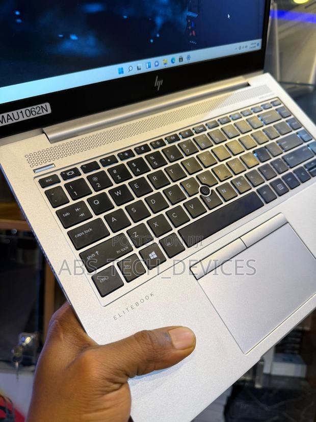 Laptop HP EliteBook 840 G5 16GB Intel Core i5 SSD 512GB photo 3