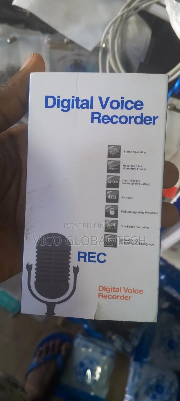 Digital Voice Recorder · Photo 2