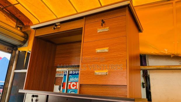 Beautiful Office Desk · Photo 2