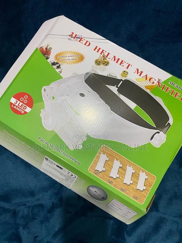 Lighted Magnifying Glasses