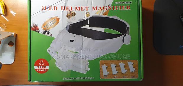 Lighted Magnifying Glasses