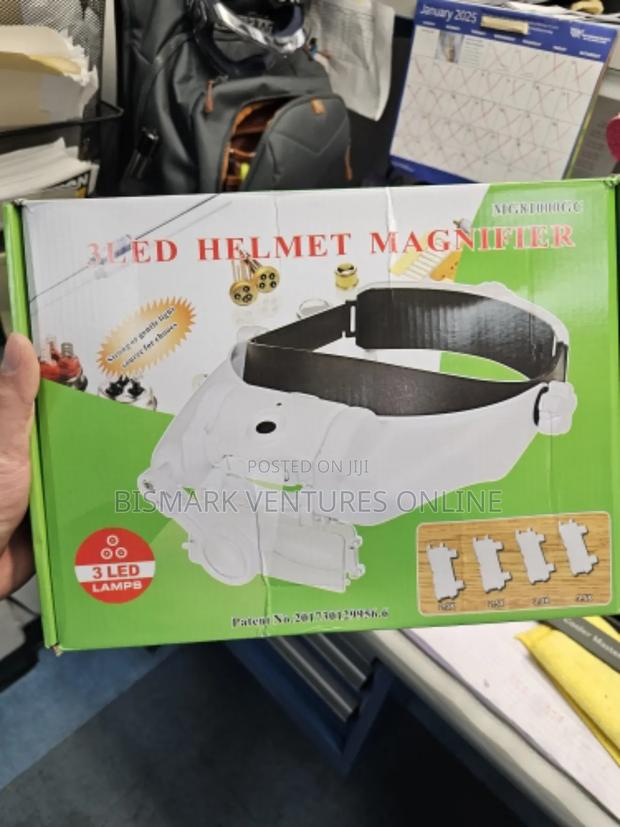 Lighted Magnifying Glasses