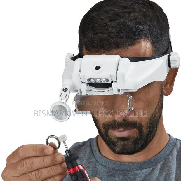 Lighted Magnifying Glasses