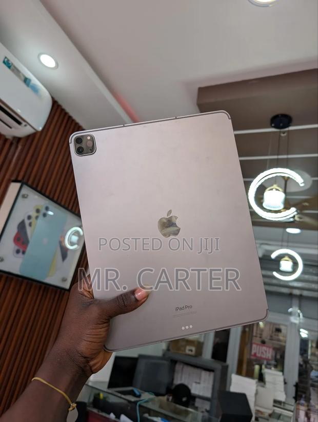 New Apple iPad Pro 12.9 (2022) 2 TB Gray photo 6