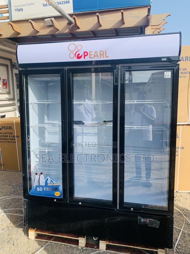 Pearl 3doors Showcase Fridge · Photo 2