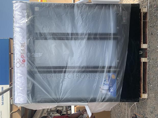 Uniquely Good 3doors Pearl Display Fridge · Photo 2